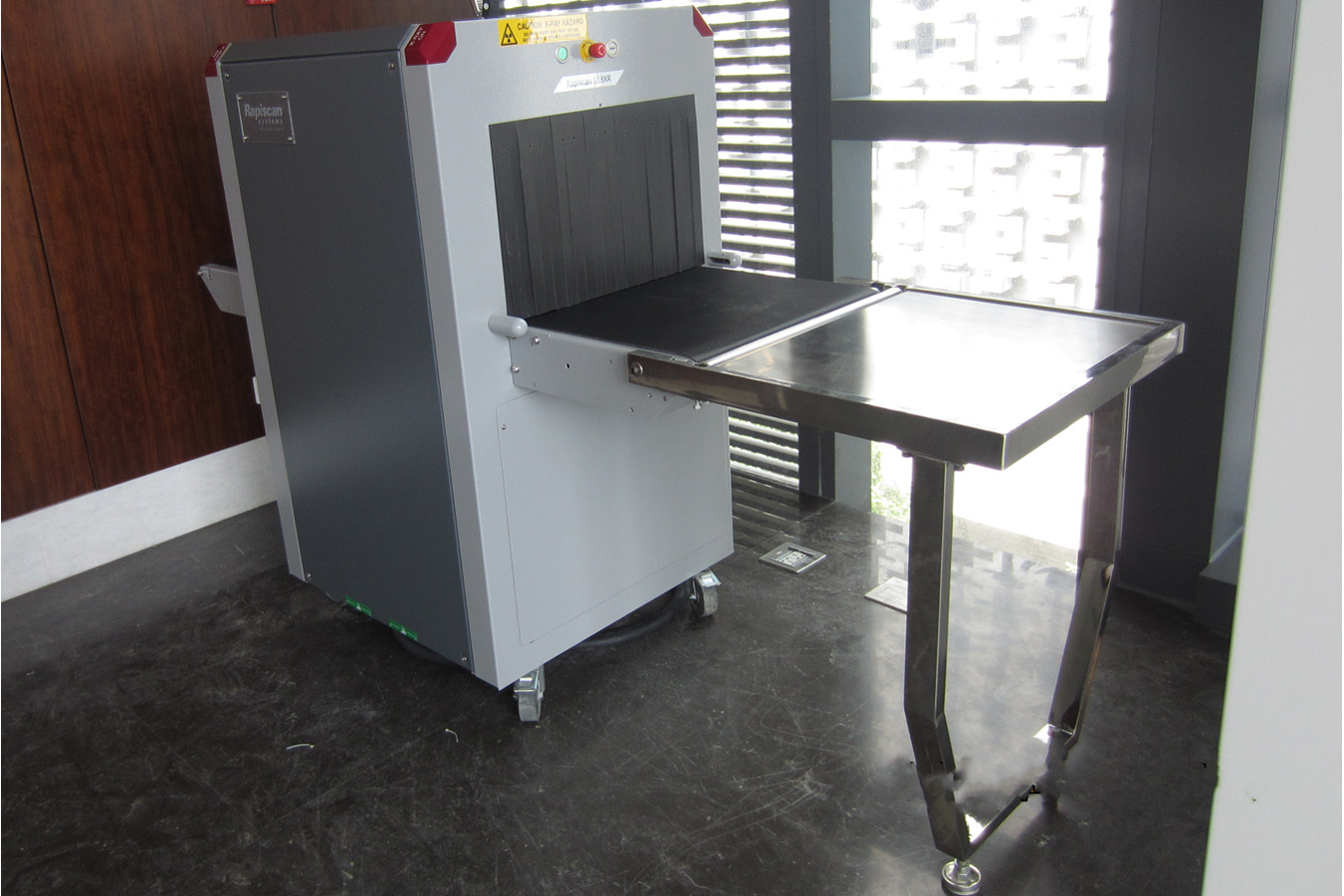 美國 Rapiscan618XR通道式X光機