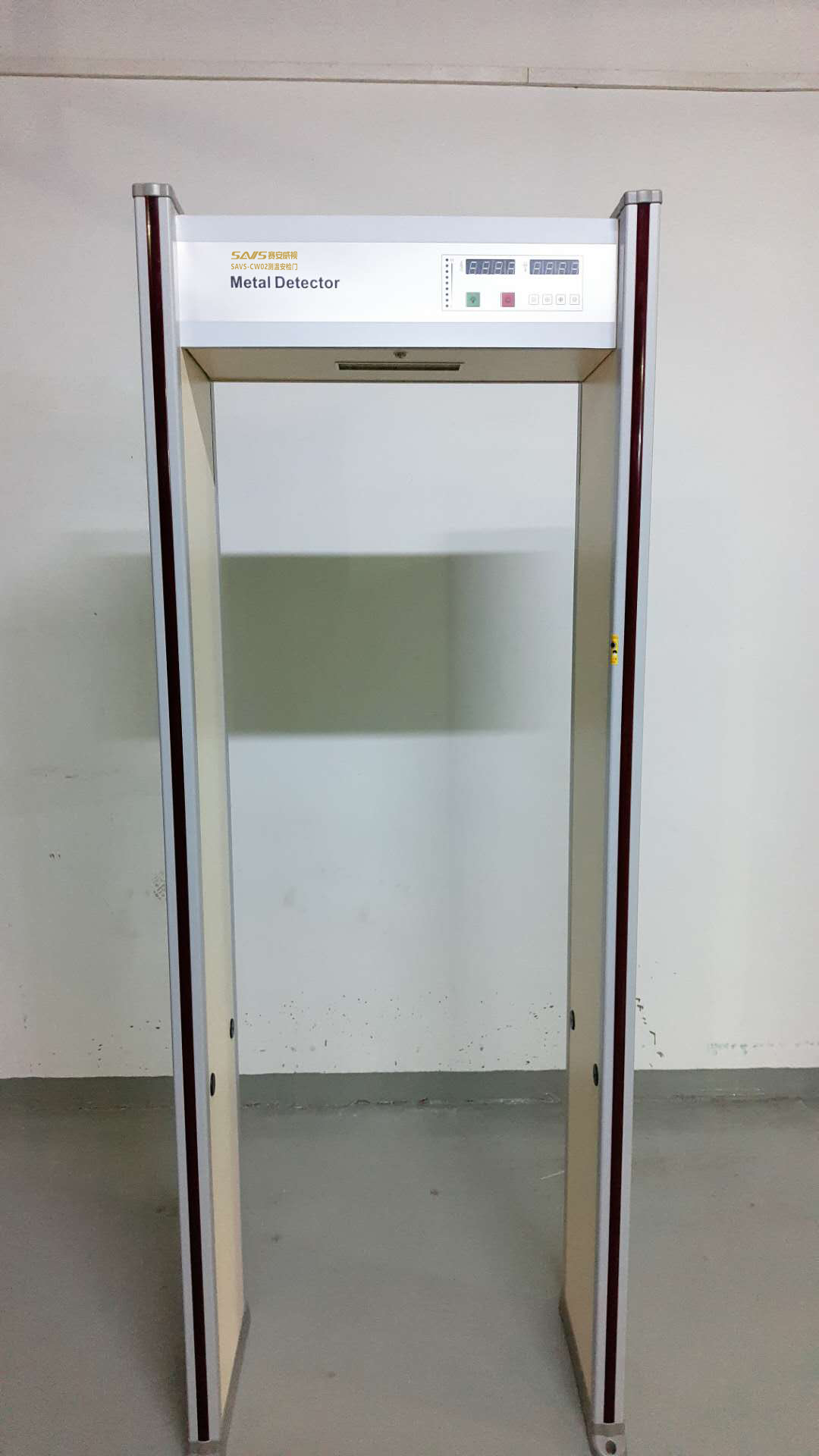 SAVS-CW02安檢門.jpg